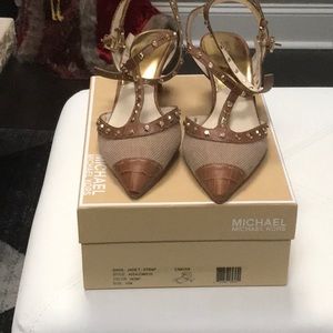 Michael Kors Jade T Strap heels